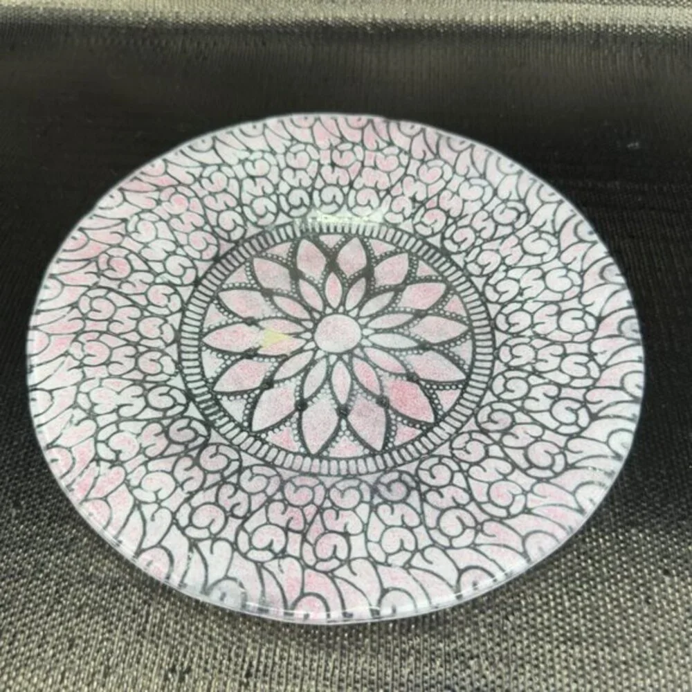 Sydenstricker Pink Fused Art Glass Dish‎ Plate 8.5inch Wide Floral Pattern Dish
